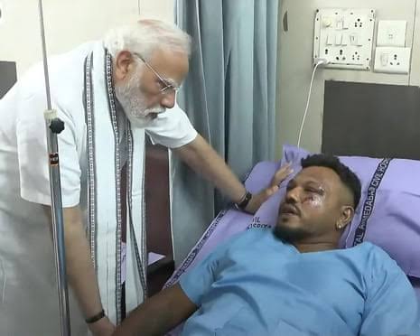 WhatsApp-Image-2025-06-14-at-21.13.51 Air India Plane Crash Survivor बोले: 'मैंने अपनी आंखों के सामने लोगों को मरते देखा'